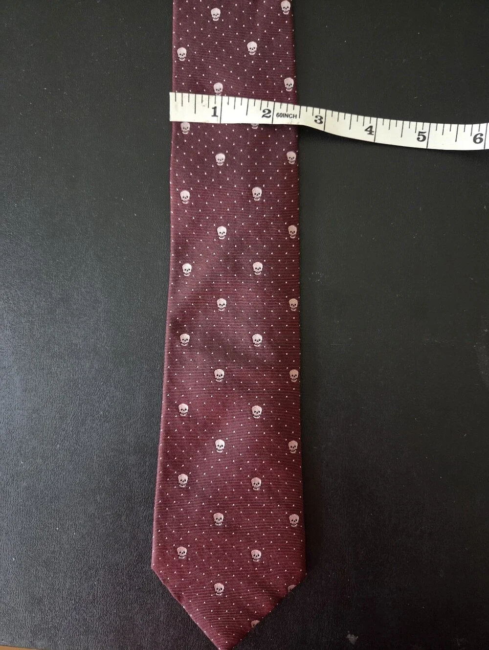 💀 Express Design Studio Premium Silk Skull Tie - Oxblood